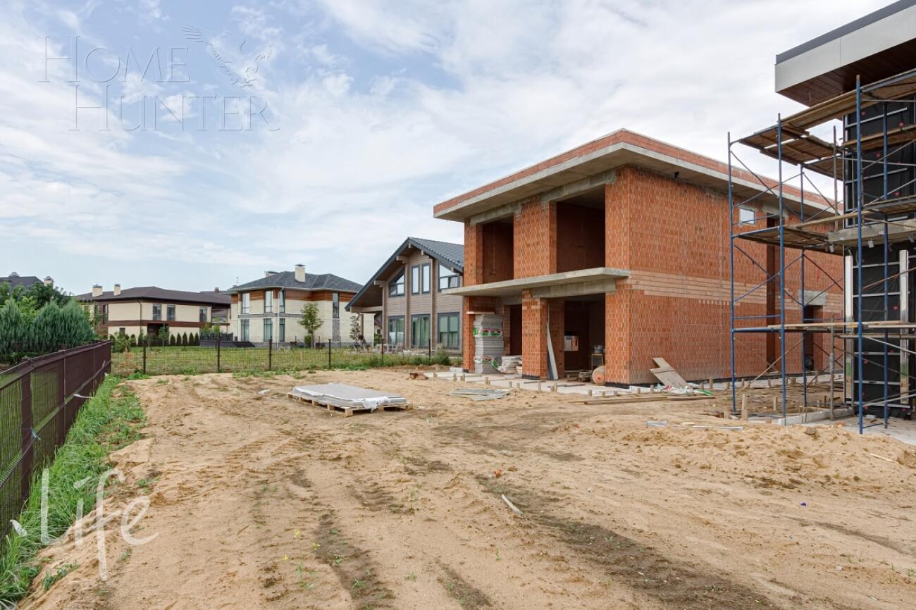 2-этажный коттедж 302 м² с отделкой