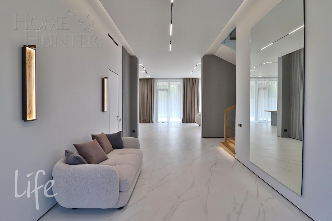 2-этажный коттедж 604 м² с отделкой