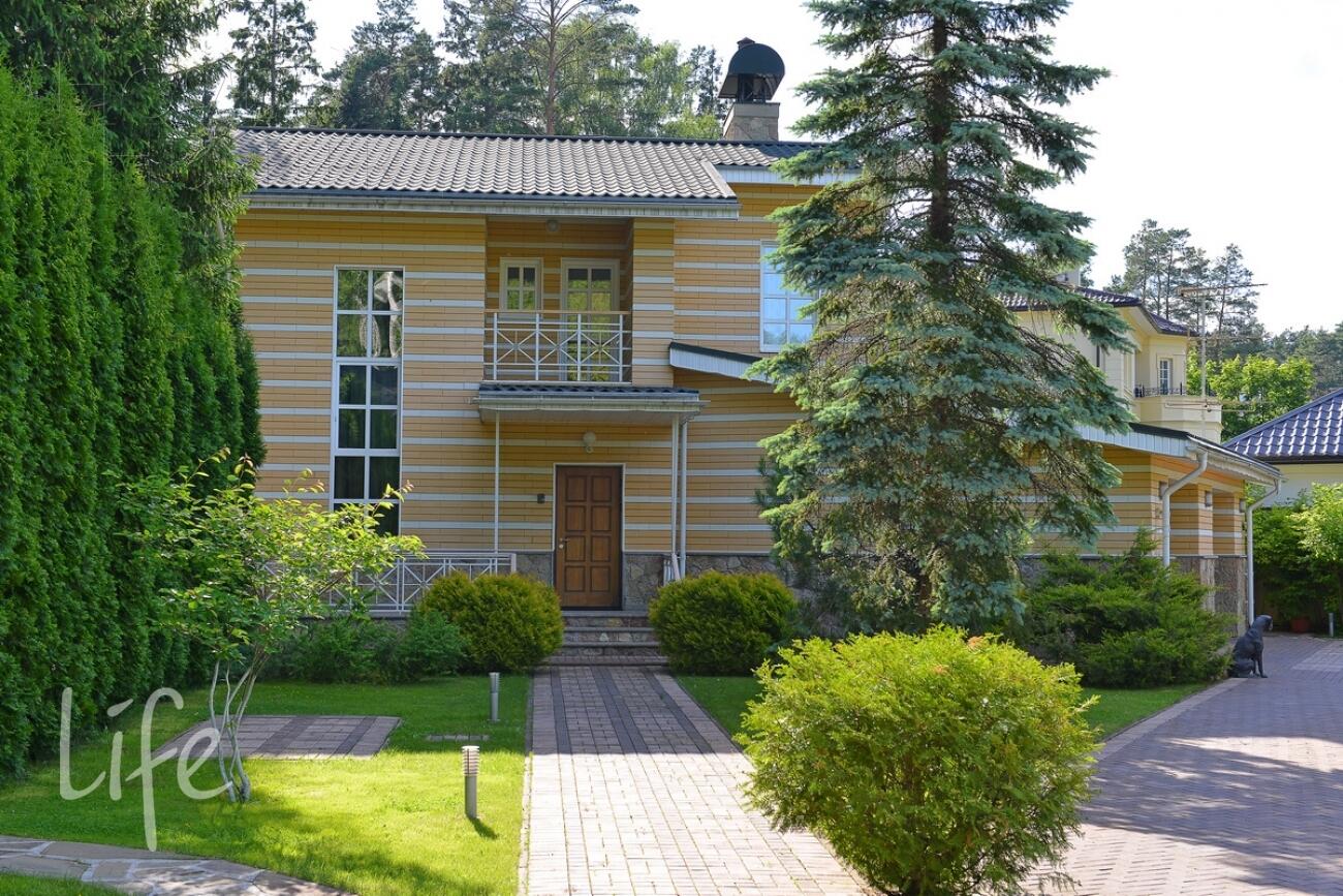 2-этажный коттедж 570 м² с отделкой