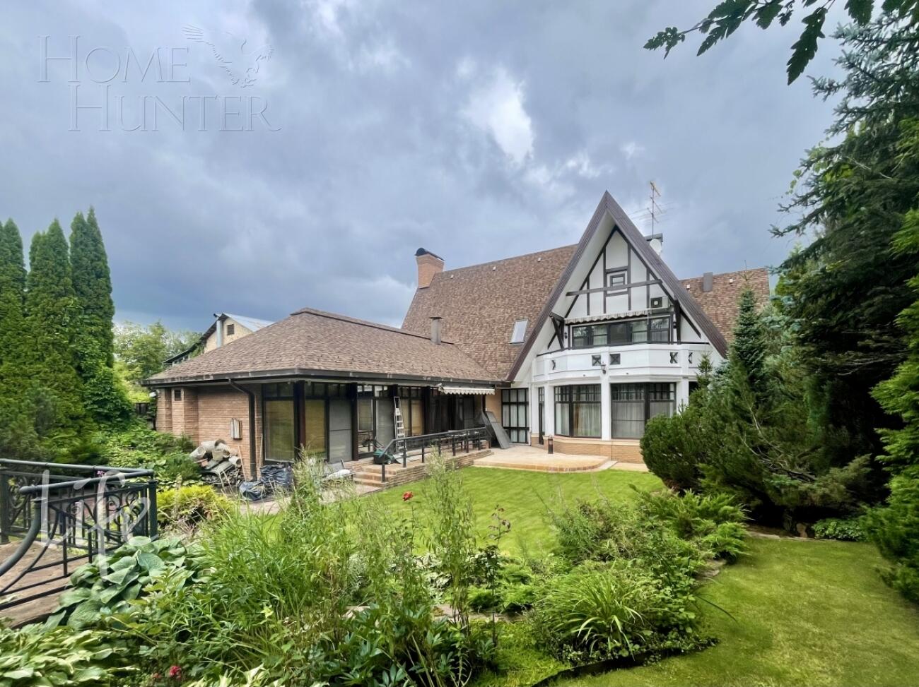 2-этажный коттедж 608 м² с отделкой