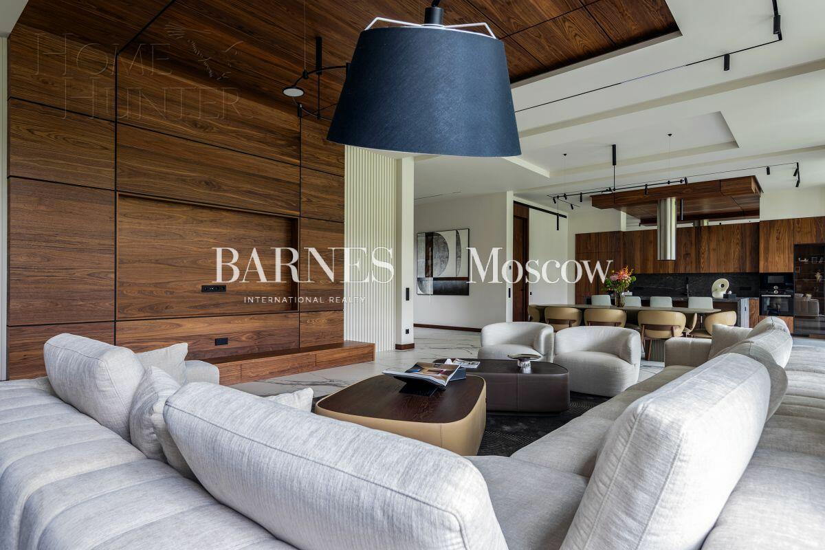 2-этажный коттедж 705 м² с отделкой