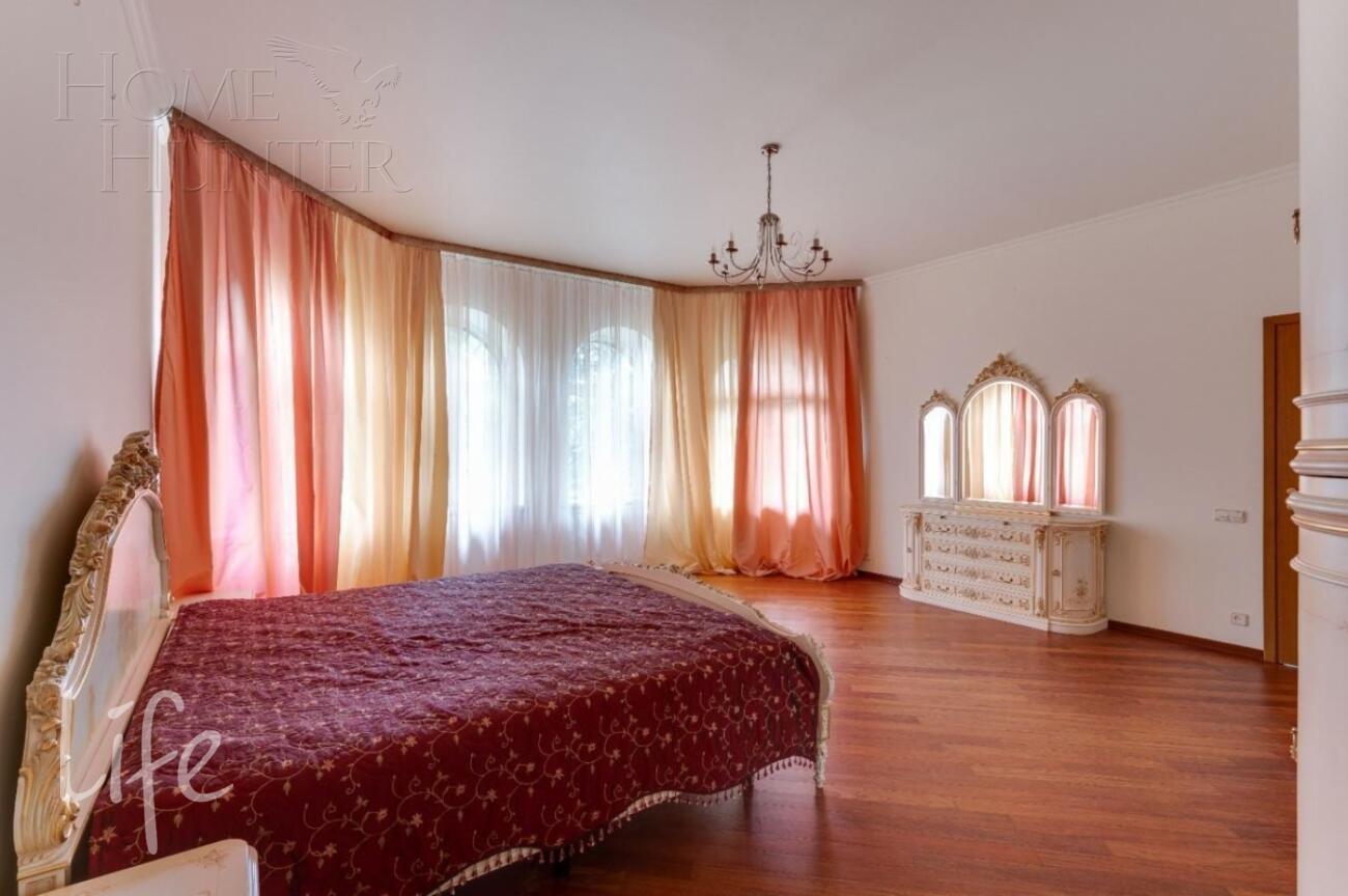 2-этажный коттедж 370 м² с отделкой