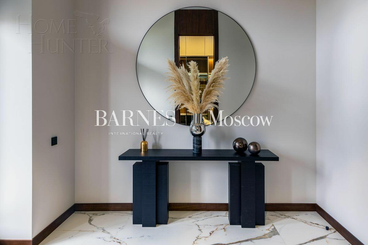 2-этажный коттедж 705 м² с отделкой