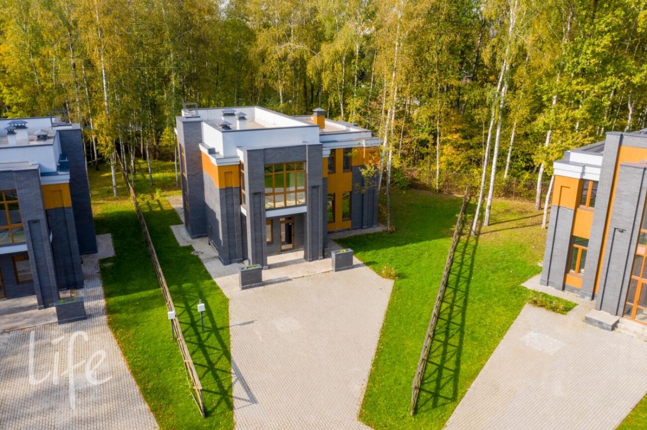 2-этажный коттедж 259 м² без отделки