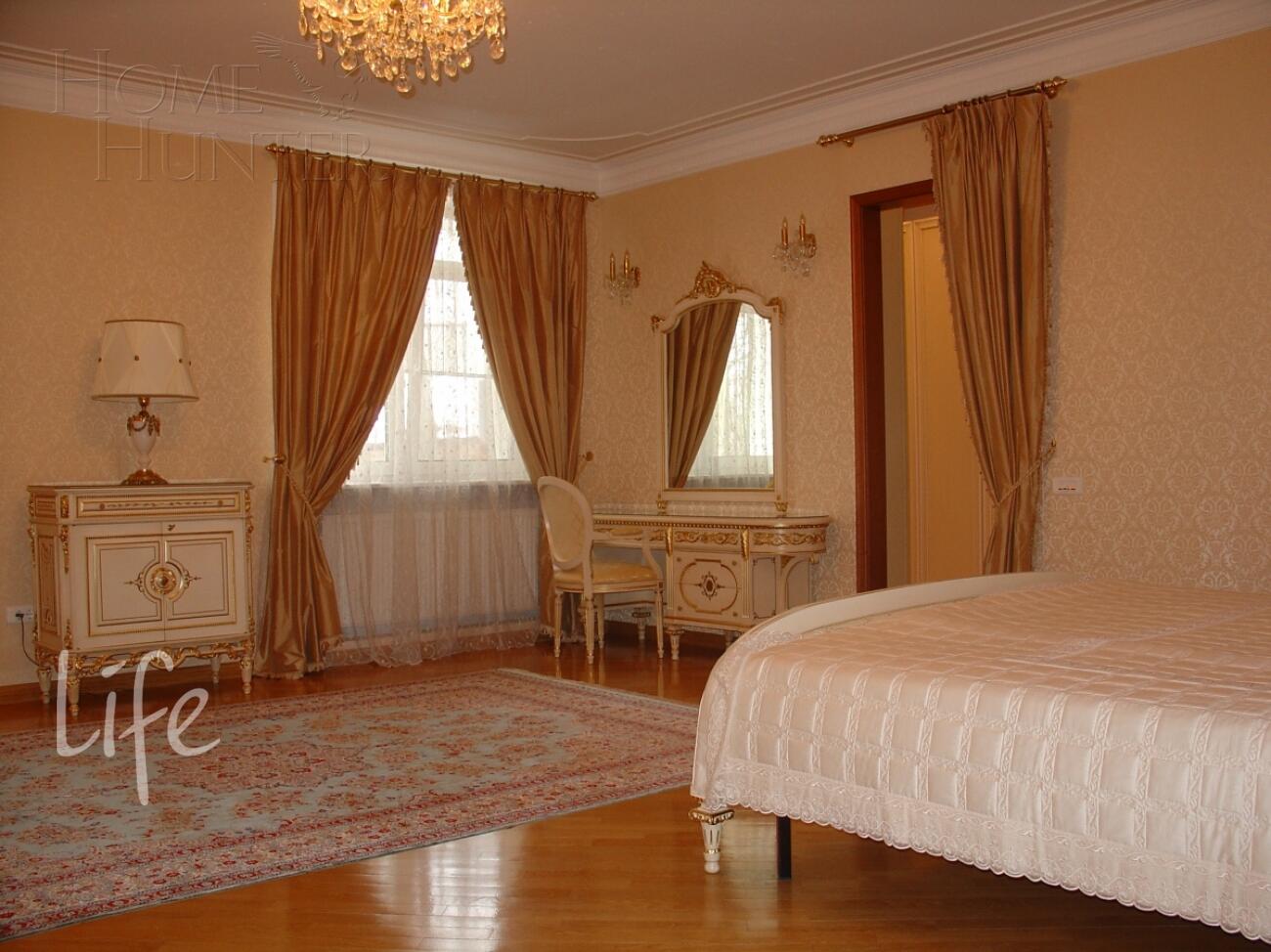 2-этажный коттедж 885 м² с отделкой