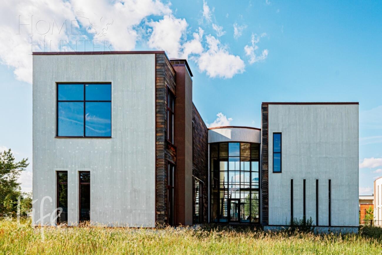 2-этажный коттедж 751.6 м² без отделки