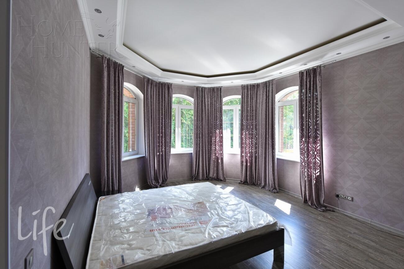 2-этажный коттедж 1 500 м² с отделкой