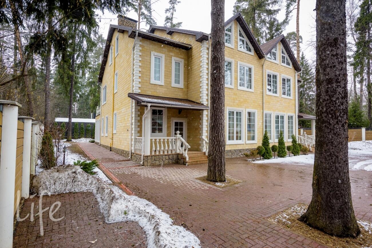 2-этажный таунхаус 385 м² с отделкой