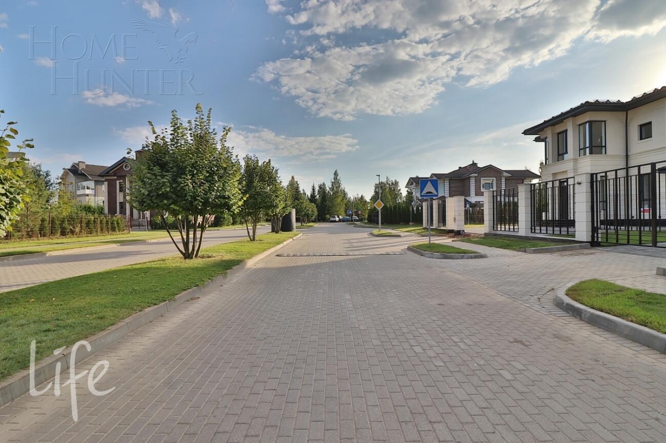 2-этажный коттедж 240 м² с отделкой