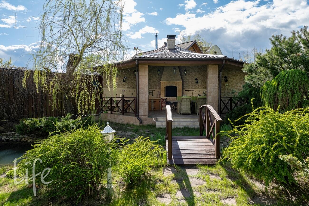 2-этажный коттедж 500 м² с отделкой