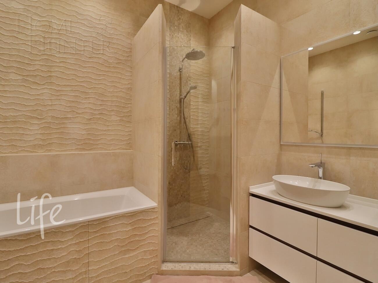 2-этажный таунхаус 290 м² с отделкой