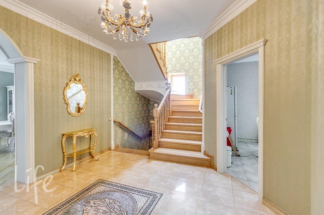 2-этажный коттедж 360 м² с отделкой