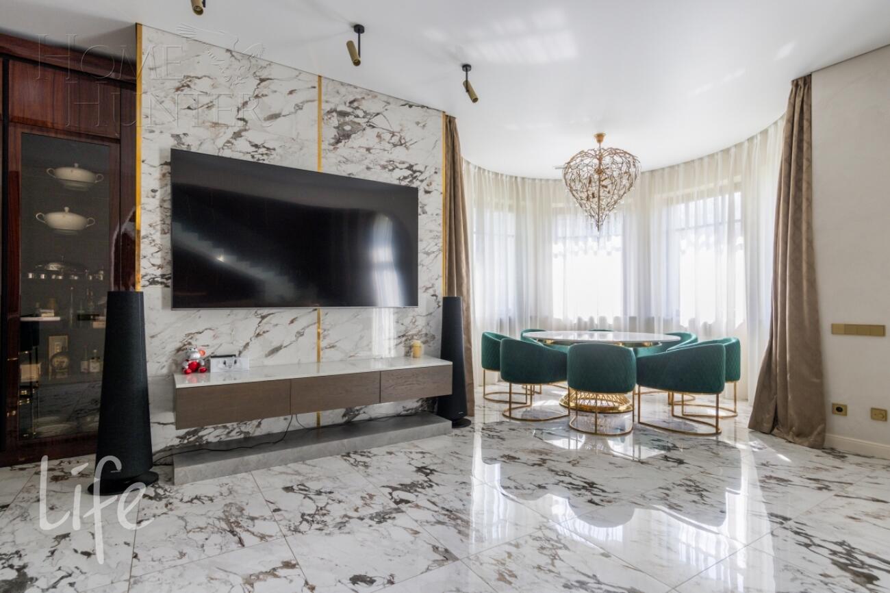 2-этажный коттедж 700 м² с отделкой