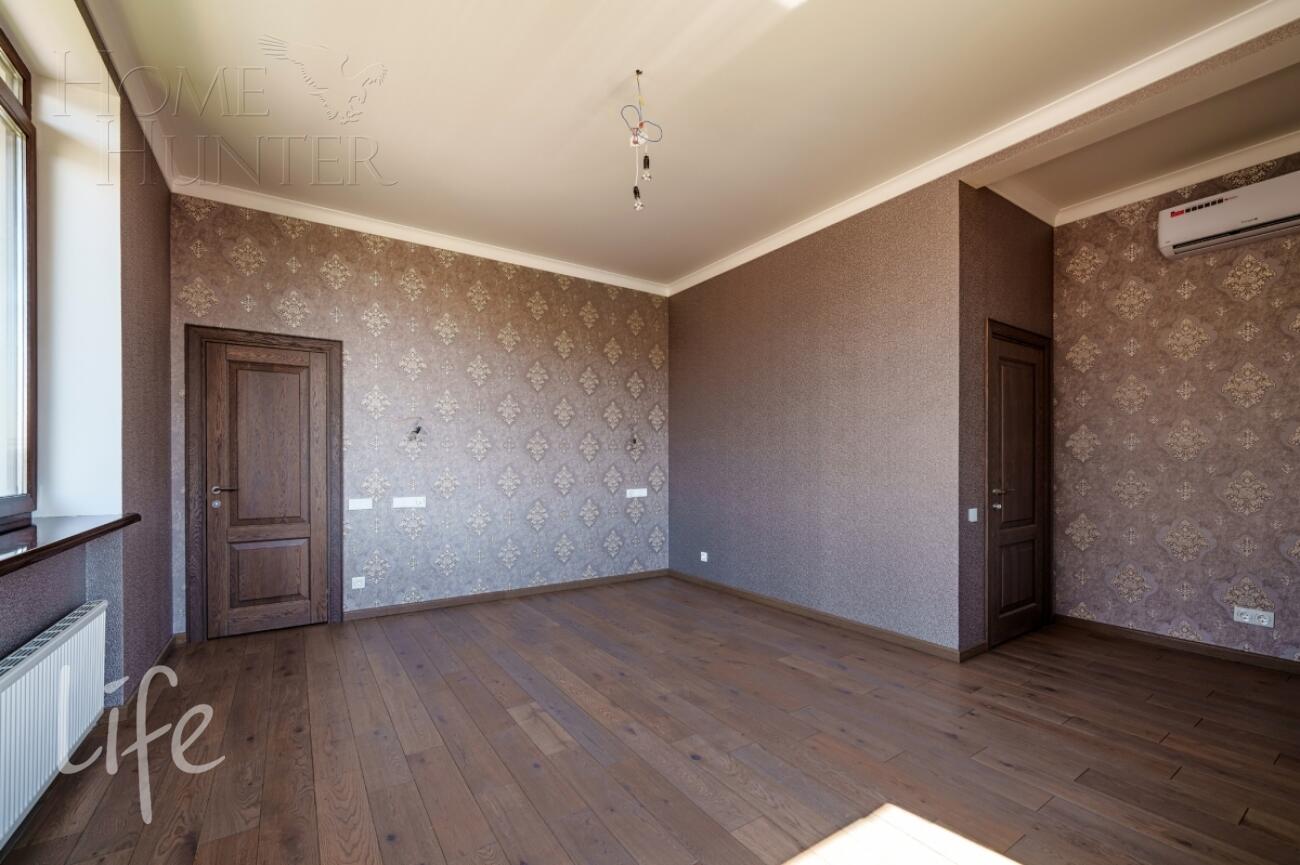 2-этажный коттедж 400 м² с отделкой