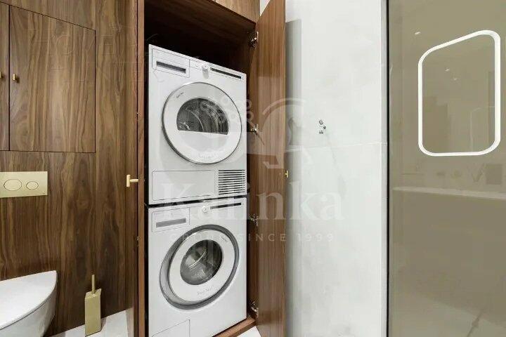 3-КОМН. КВАРТИРА С ОТДЕЛКОЙ 100 М² НА 3 ЭТАЖЕ