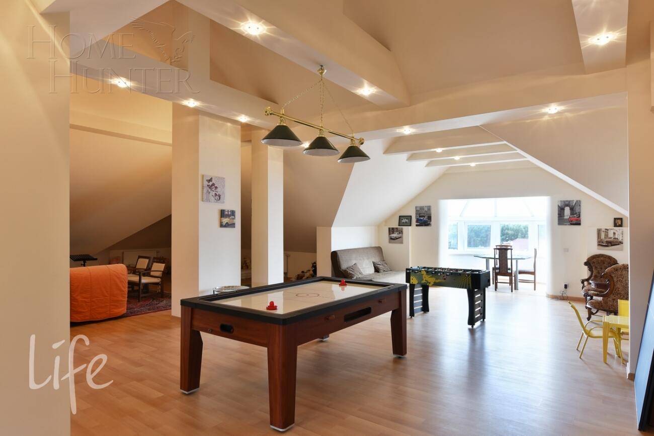 3-этажный коттедж 750 м² с отделкой