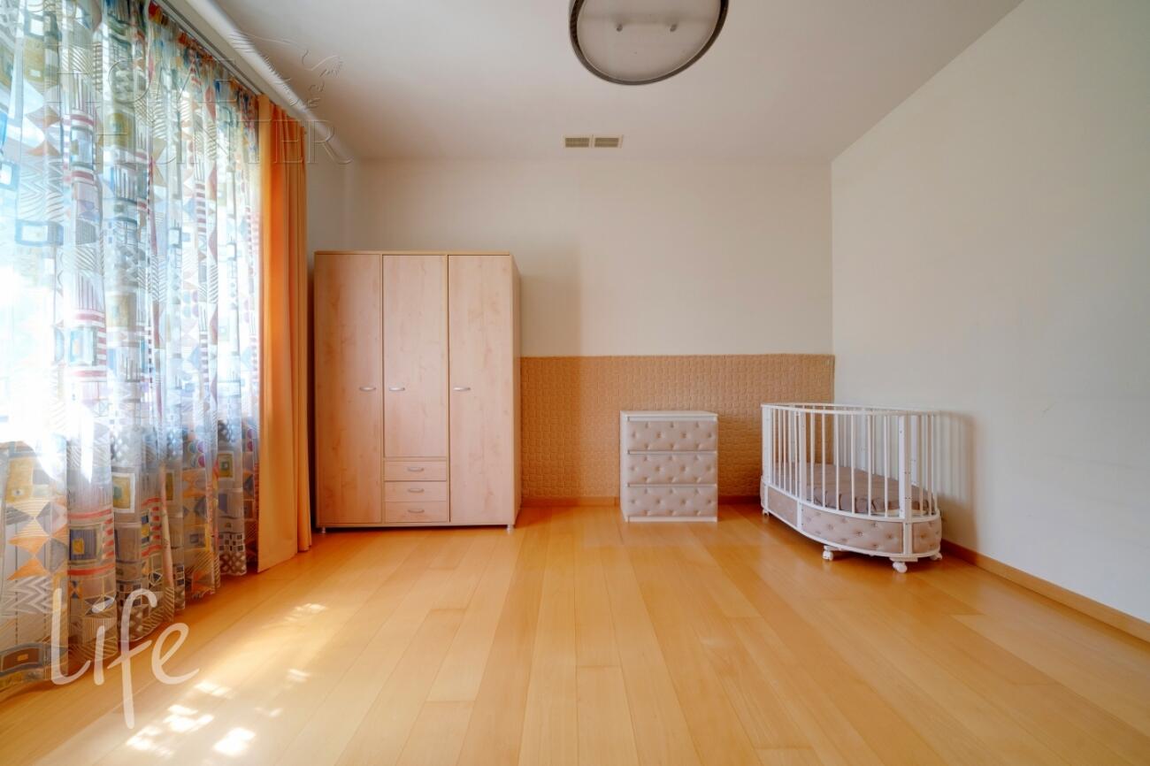 2-этажный коттедж 798.6 м² с отделкой