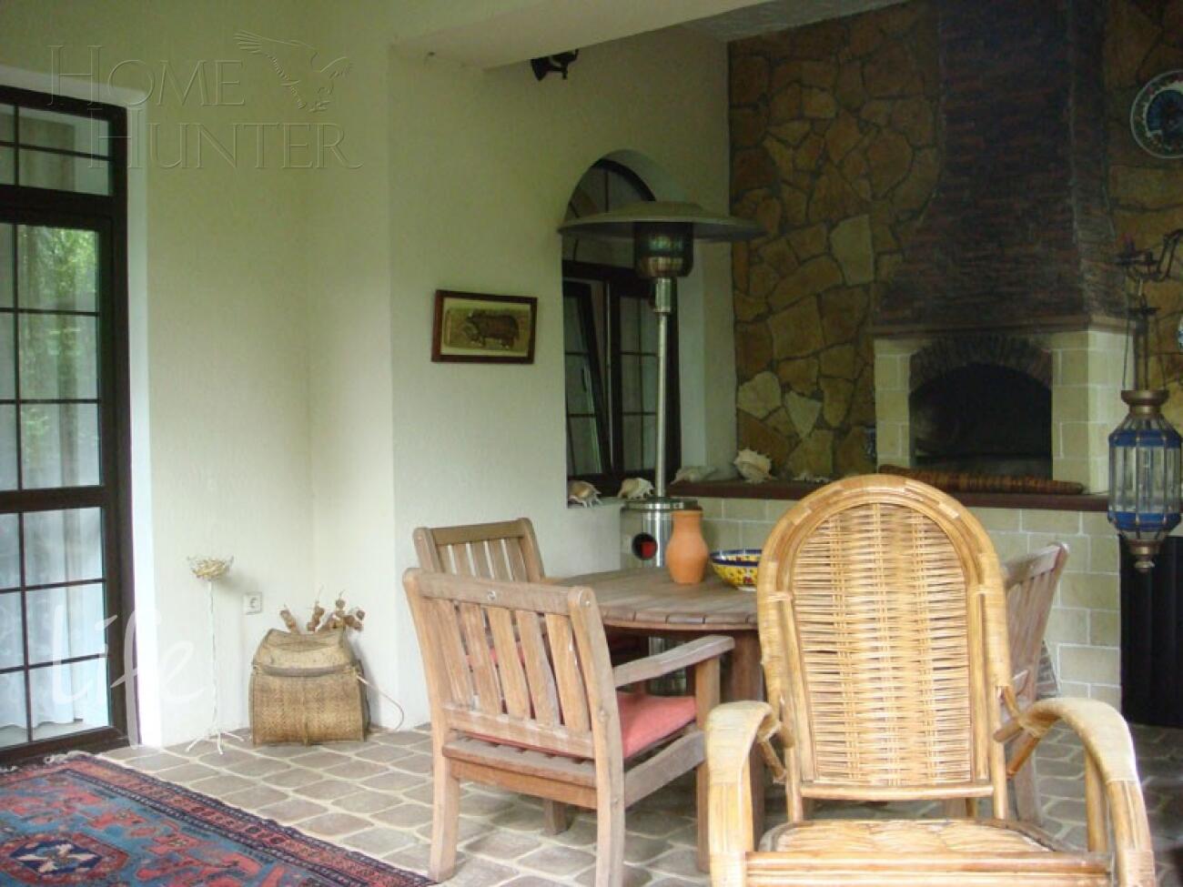 2-этажный коттедж 300 м² с отделкой