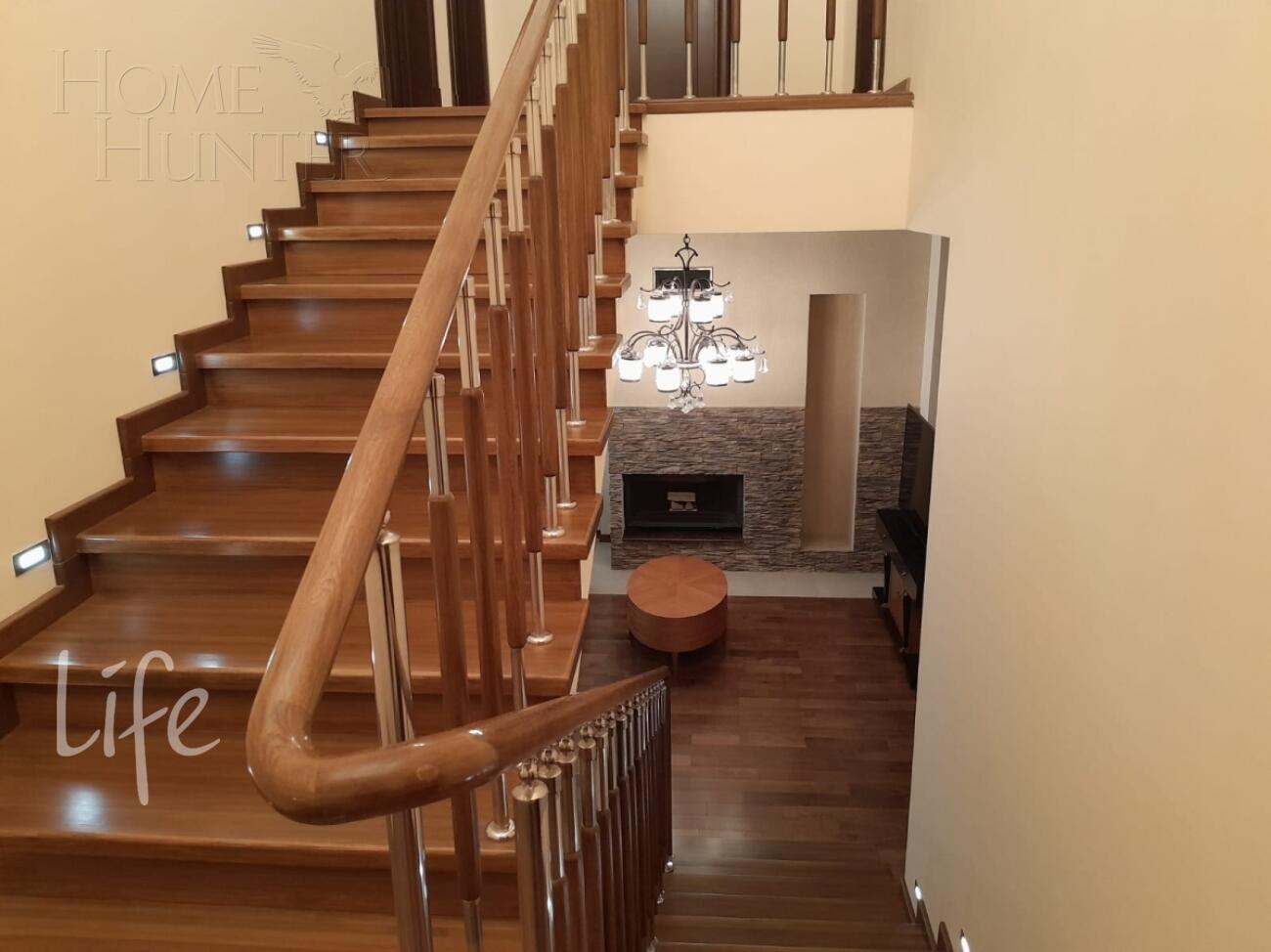 2-этажный таунхаус 234 м² с отделкой