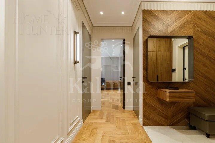 3-КОМН. КВАРТИРА С ОТДЕЛКОЙ 100 М² НА 3 ЭТАЖЕ