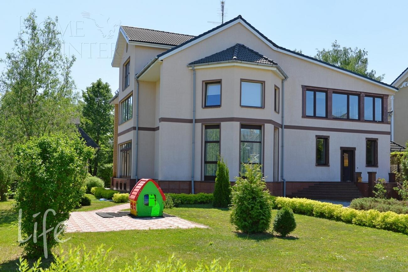 2-этажный коттедж 600 м² с отделкой