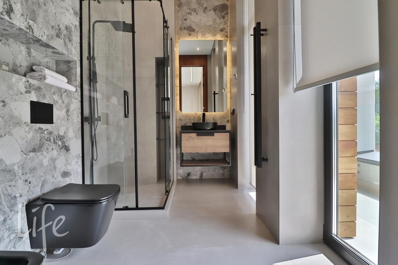 2-этажный коттедж 705 м² с отделкой