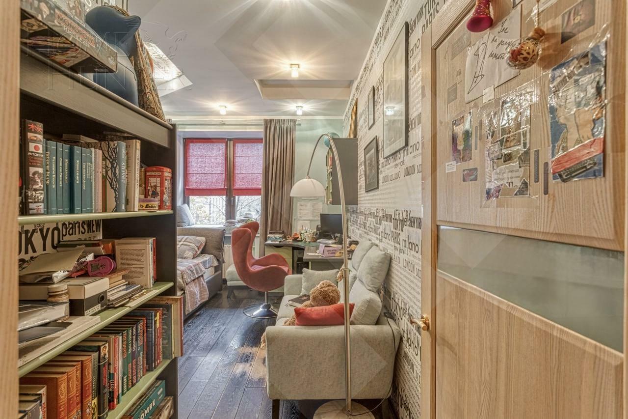 4-КОМН. КВАРТИРА С ОТДЕЛКОЙ 149.7 М² НА 2 ЭТАЖЕ