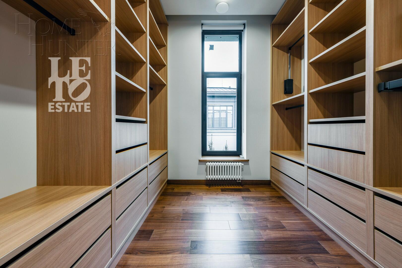 2-этажный коттедж 705 м² с отделкой