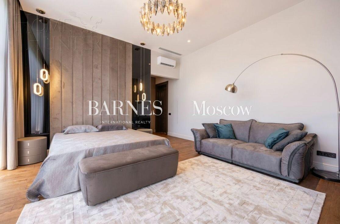 2-этажный коттедж 995 м² с отделкой