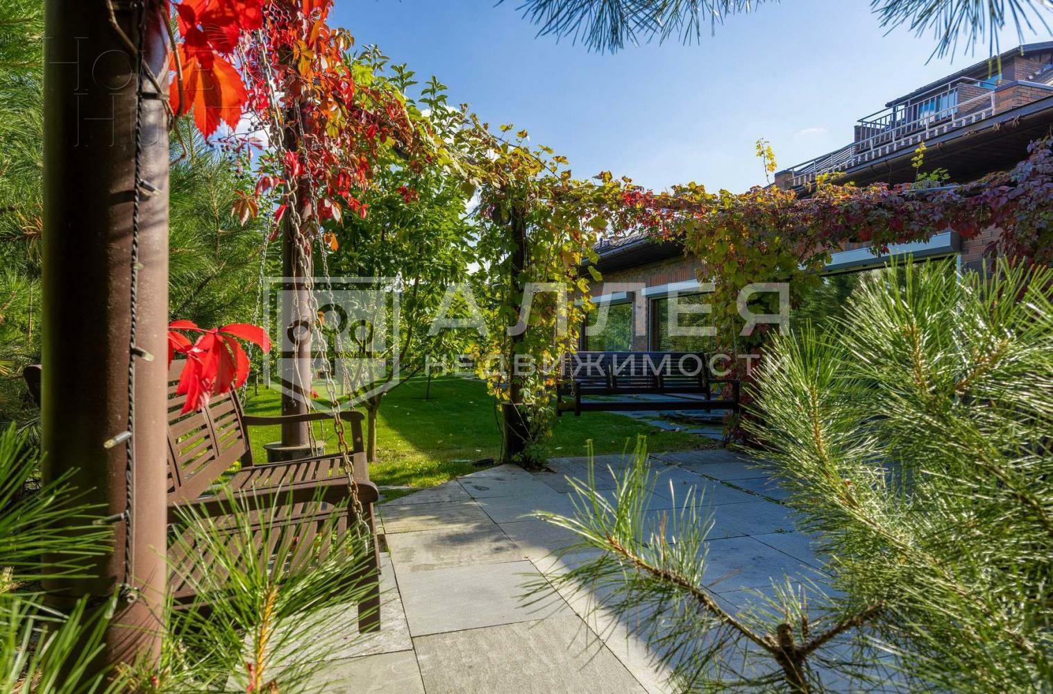 2-этажный коттедж 540 м² с отделкой