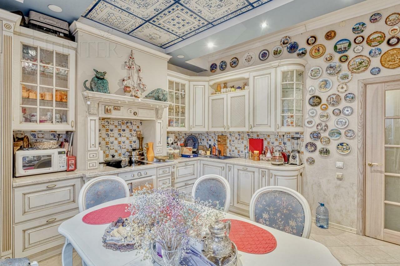 4-КОМН. КВАРТИРА С ОТДЕЛКОЙ 149.7 М² НА 2 ЭТАЖЕ