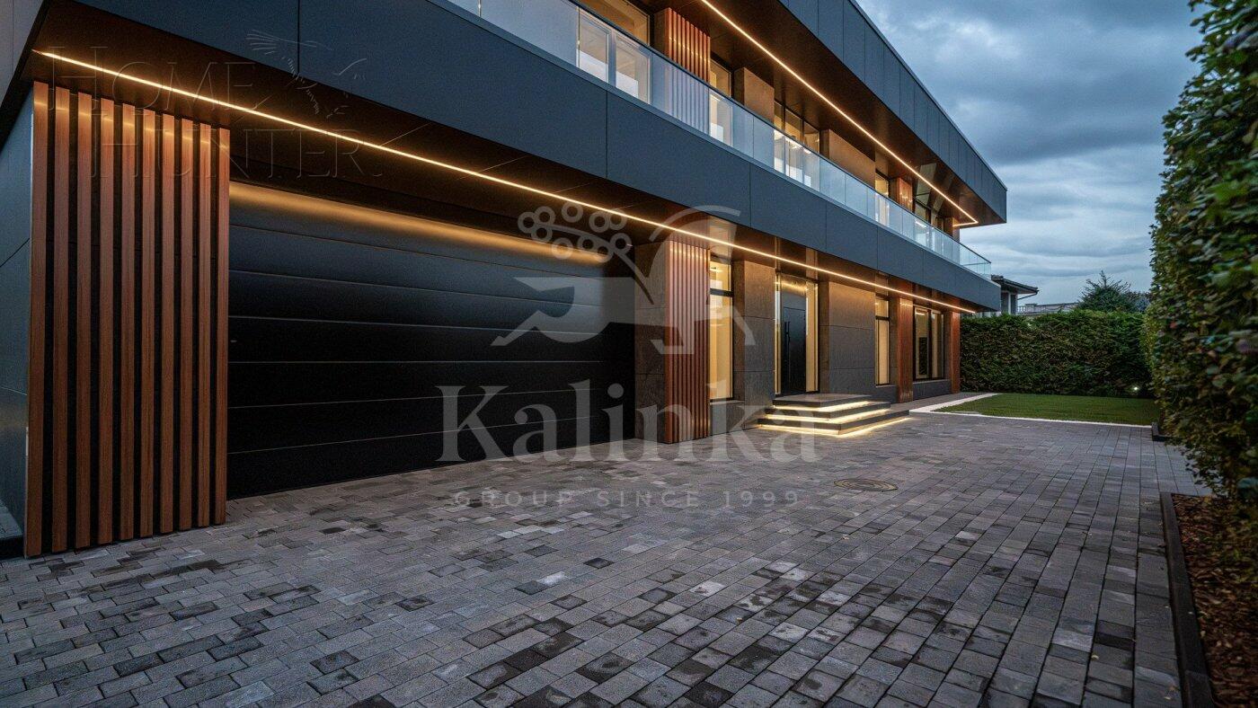 3-этажный коттедж 1 223 м² без отделки