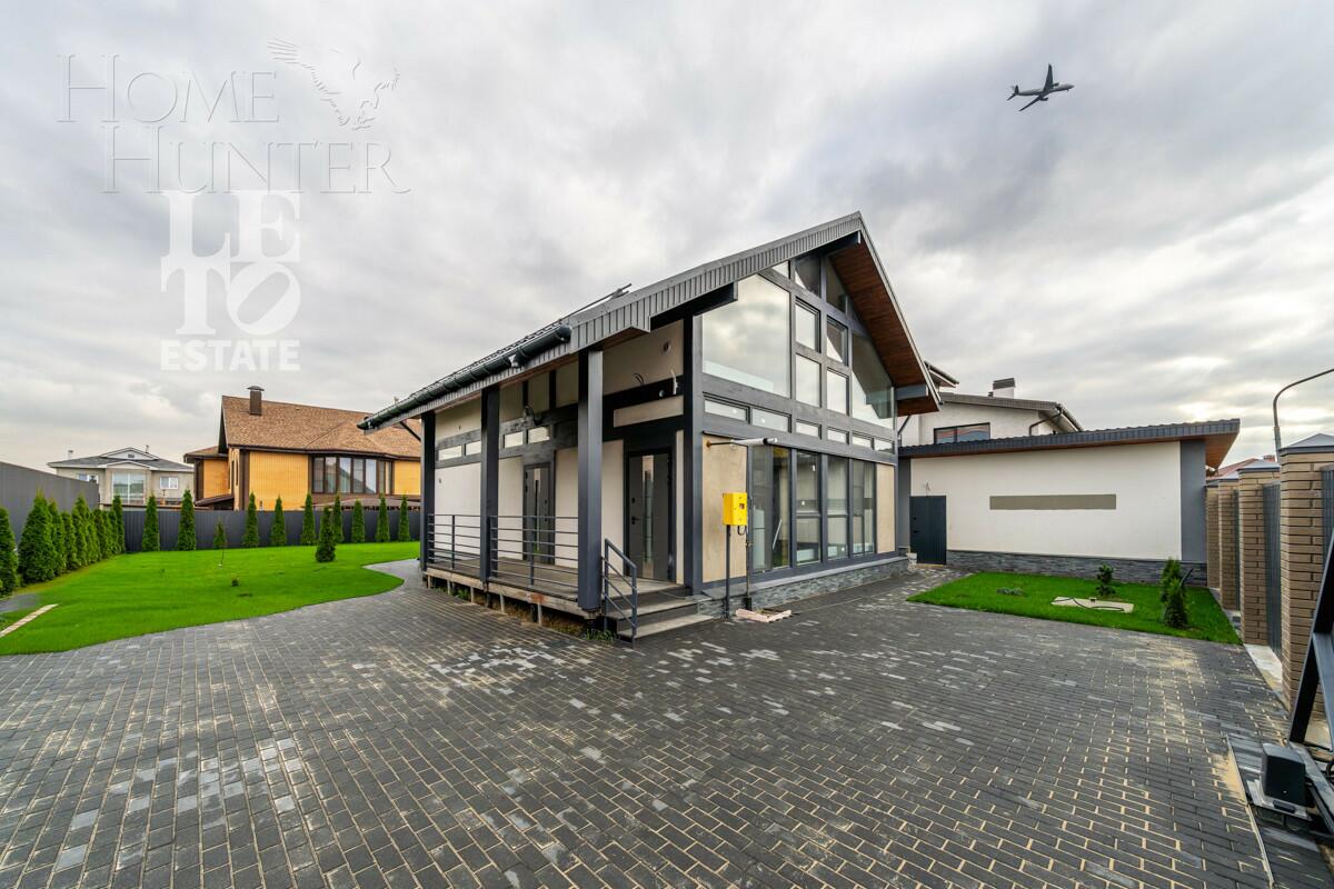 2-этажный коттедж 170 м² с отделкой