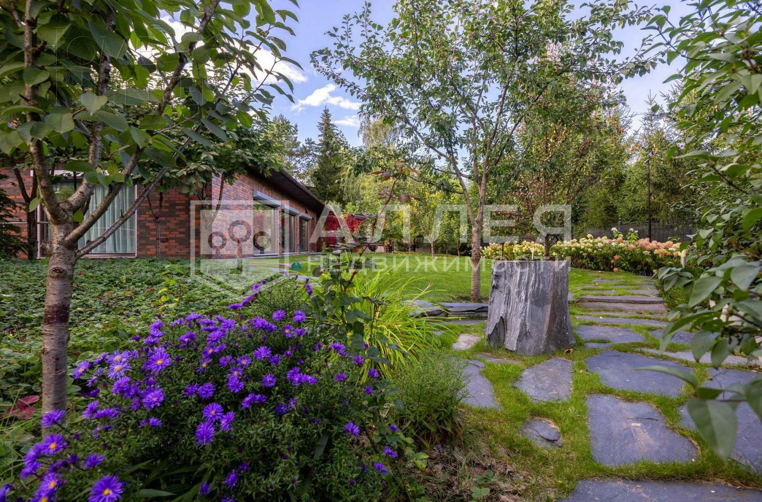 2-этажный коттедж 540 м² с отделкой