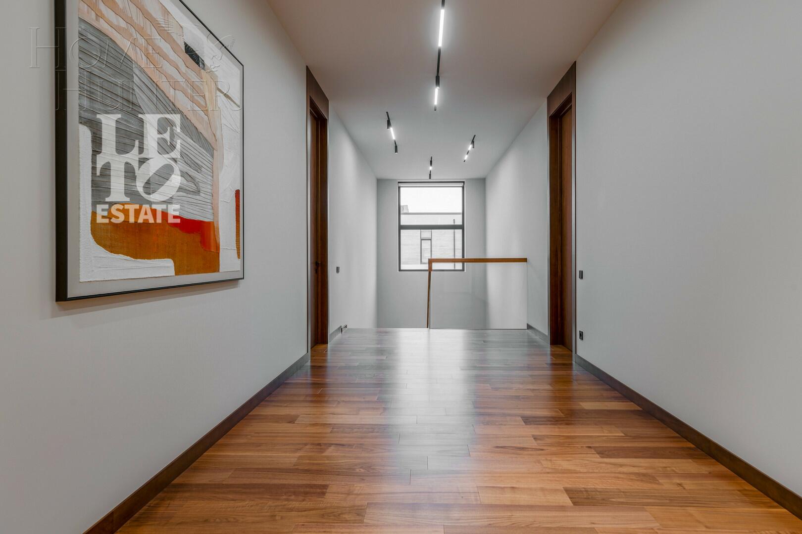 2-этажный коттедж 705 м² с отделкой