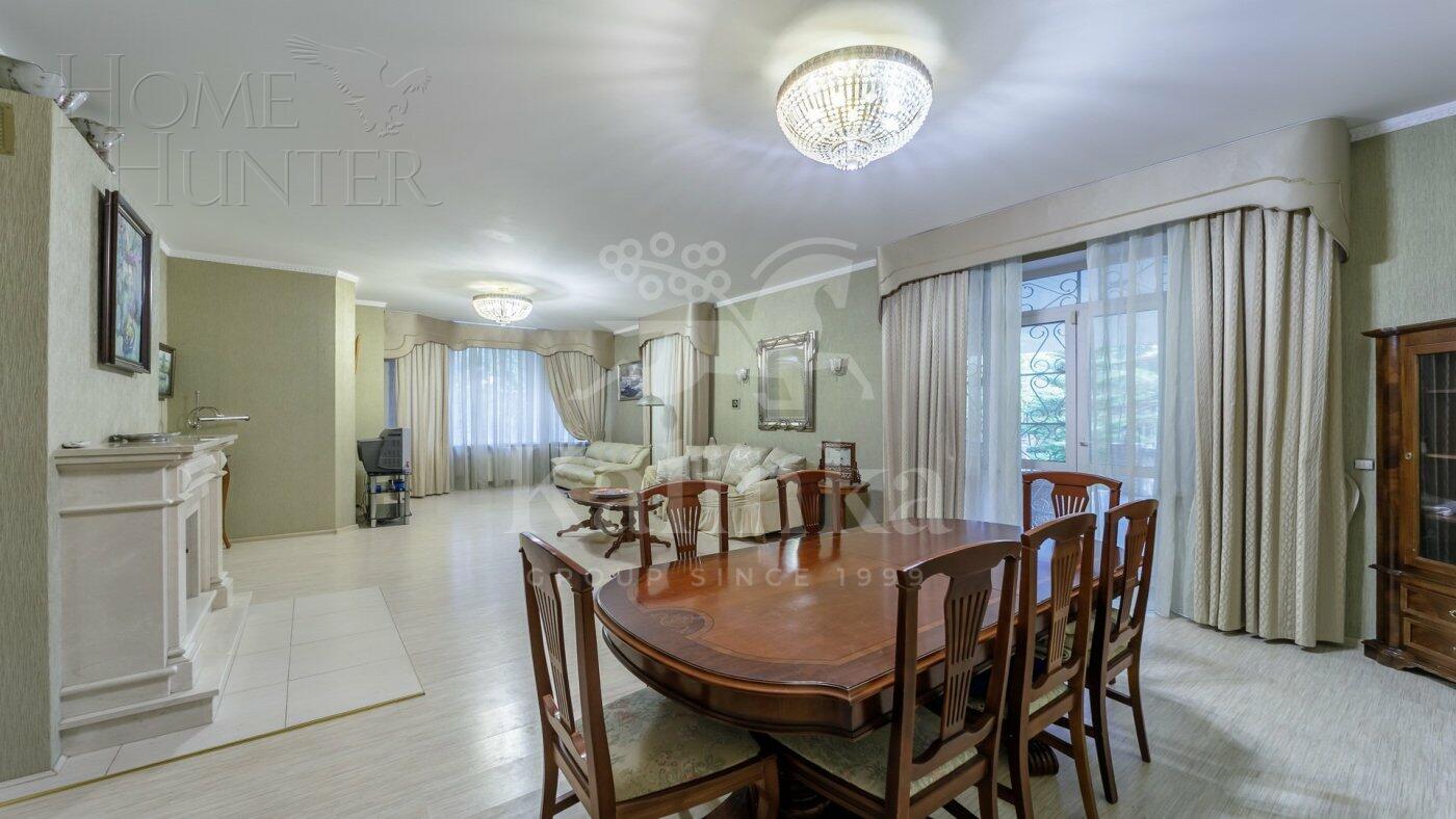 2-этажный коттедж 338.5 м² с отделкой