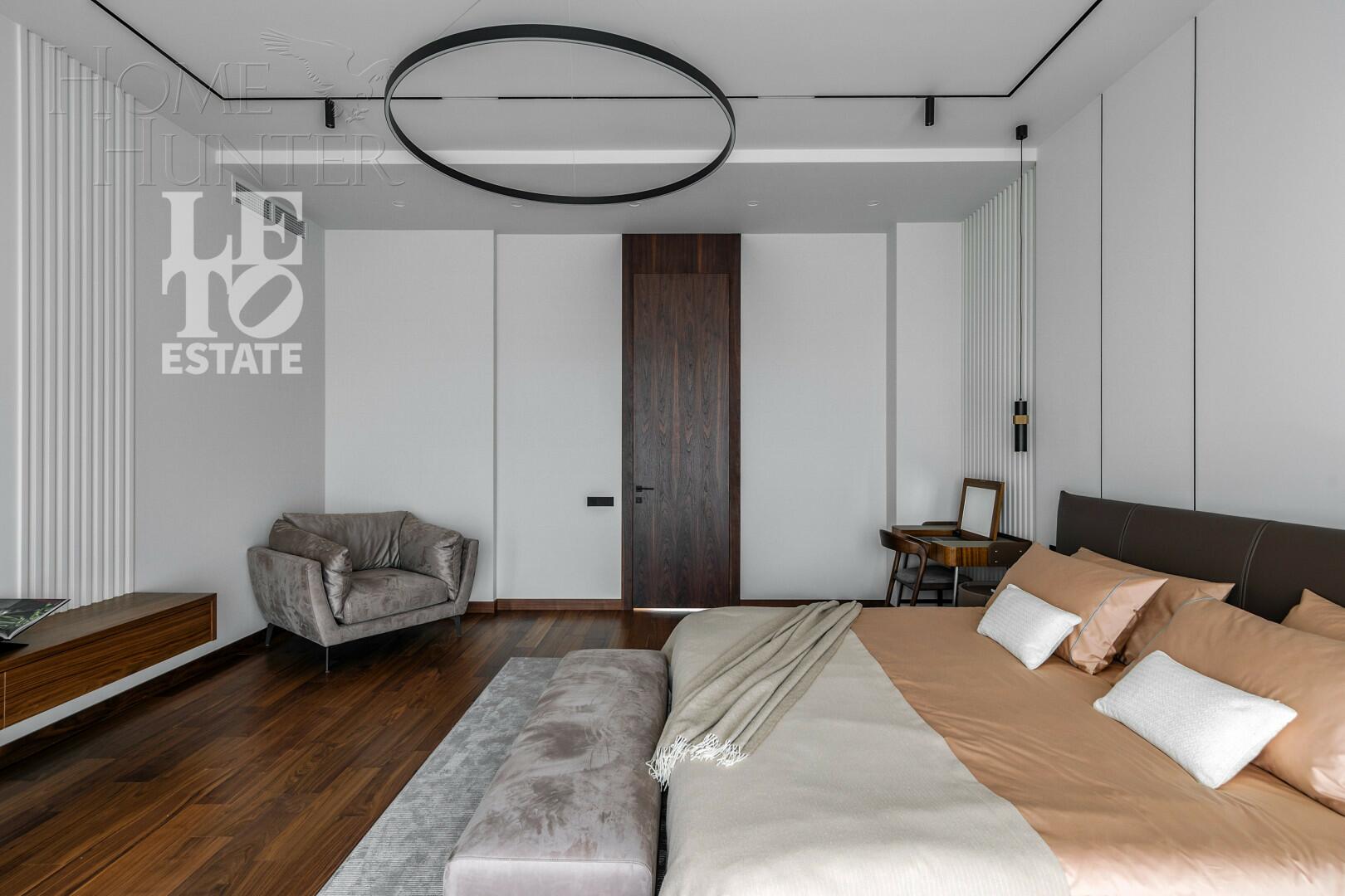 2-этажный коттедж 705 м² с отделкой