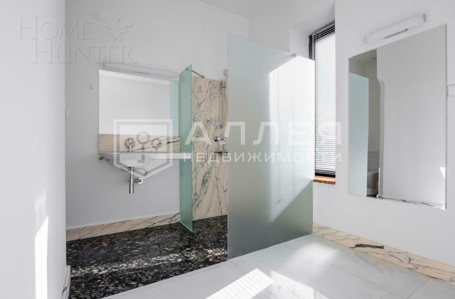 2-этажный коттедж 540 м² с отделкой