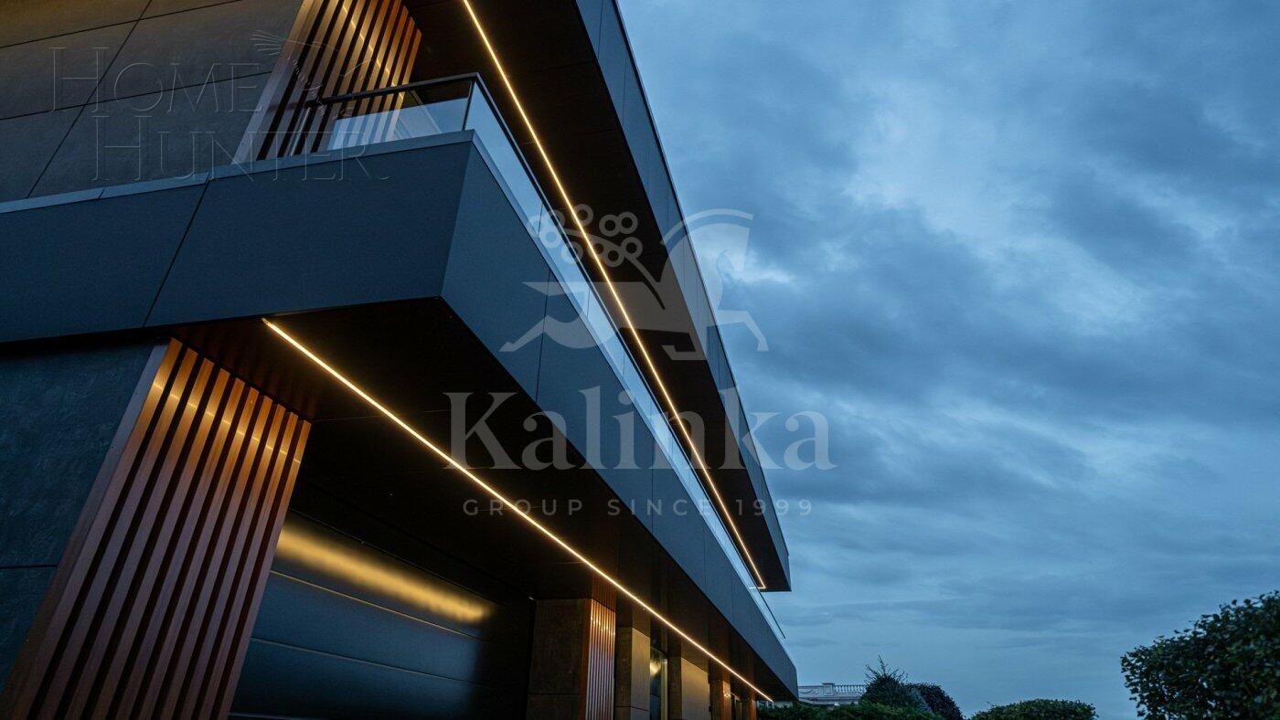 3-этажный коттедж 1 223 м² без отделки