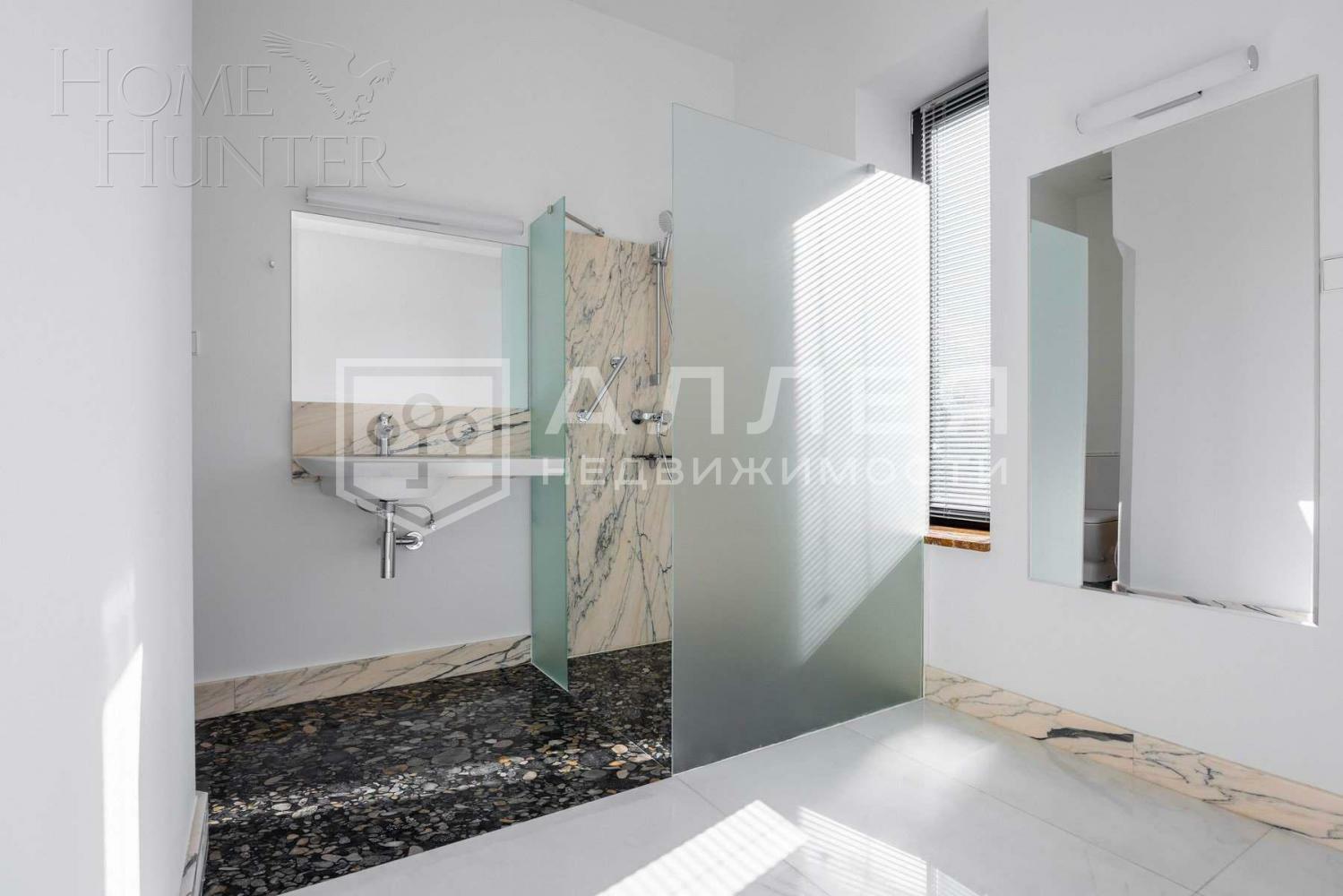 2-этажный коттедж 540 м² с отделкой