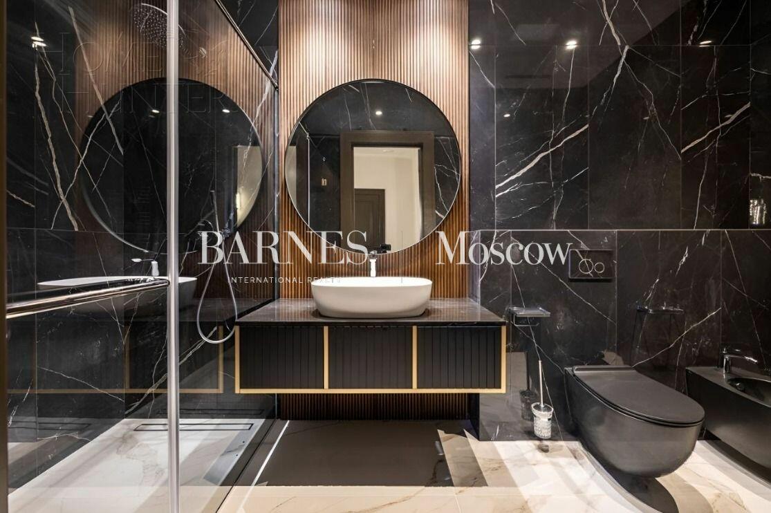 2-этажный коттедж 995 м² с отделкой