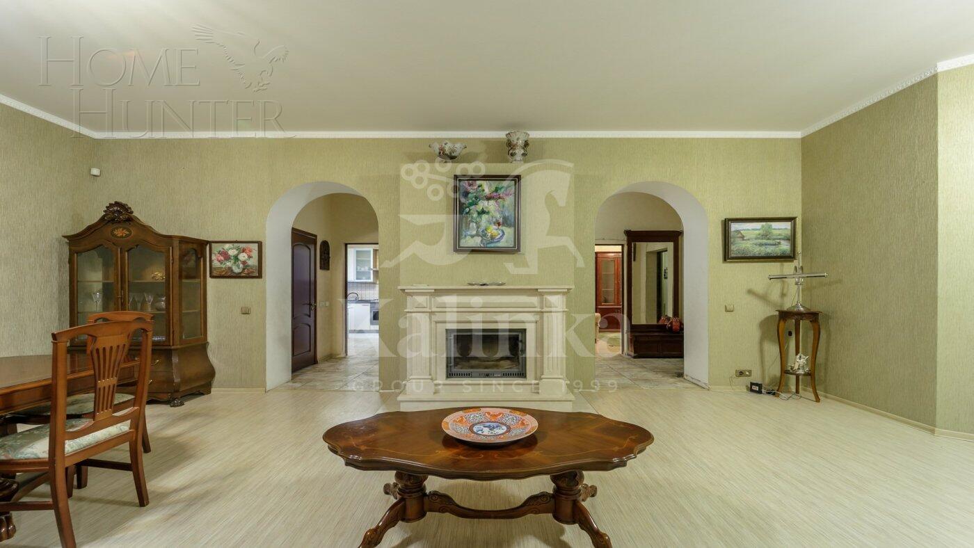 2-этажный коттедж 338.5 м² с отделкой