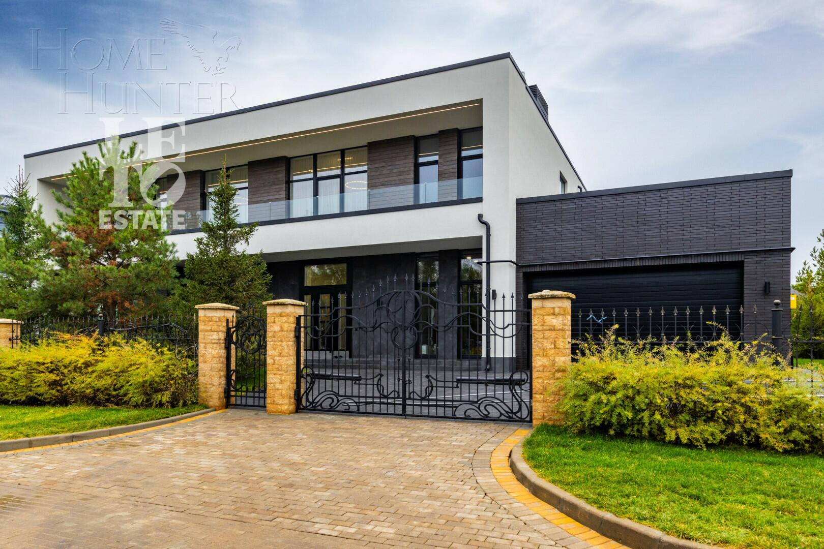 2-этажный коттедж 705 м² с отделкой