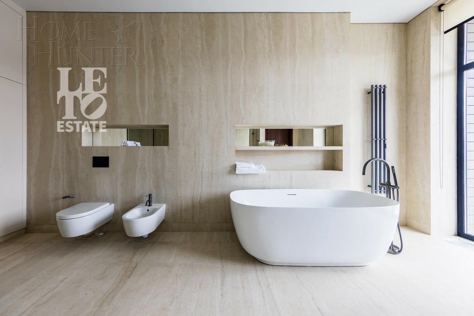 2-этажный коттедж 705 м² с отделкой