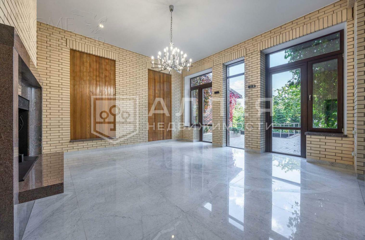 2-этажный коттедж 540 м² с отделкой