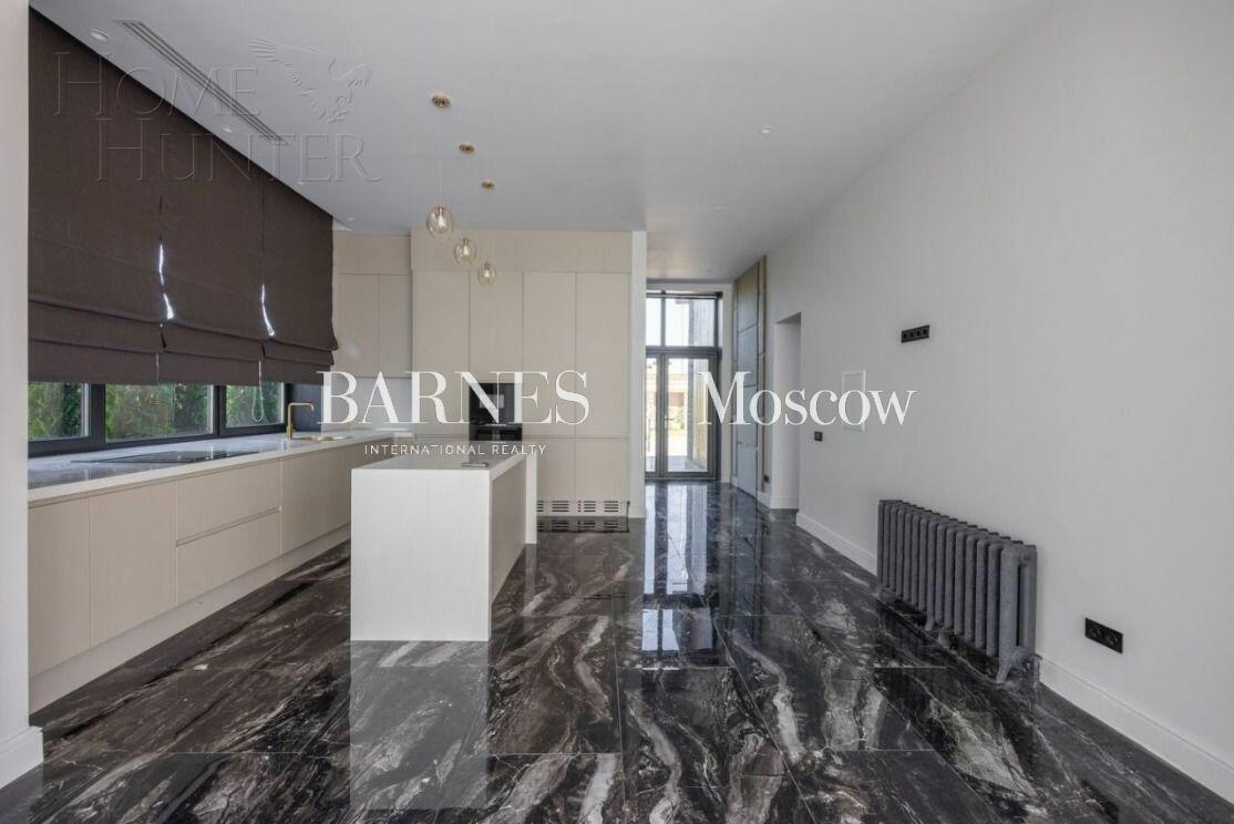 2-этажный коттедж 995 м² с отделкой