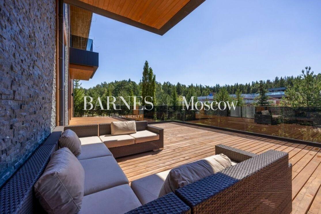 2-этажный коттедж 995 м² с отделкой