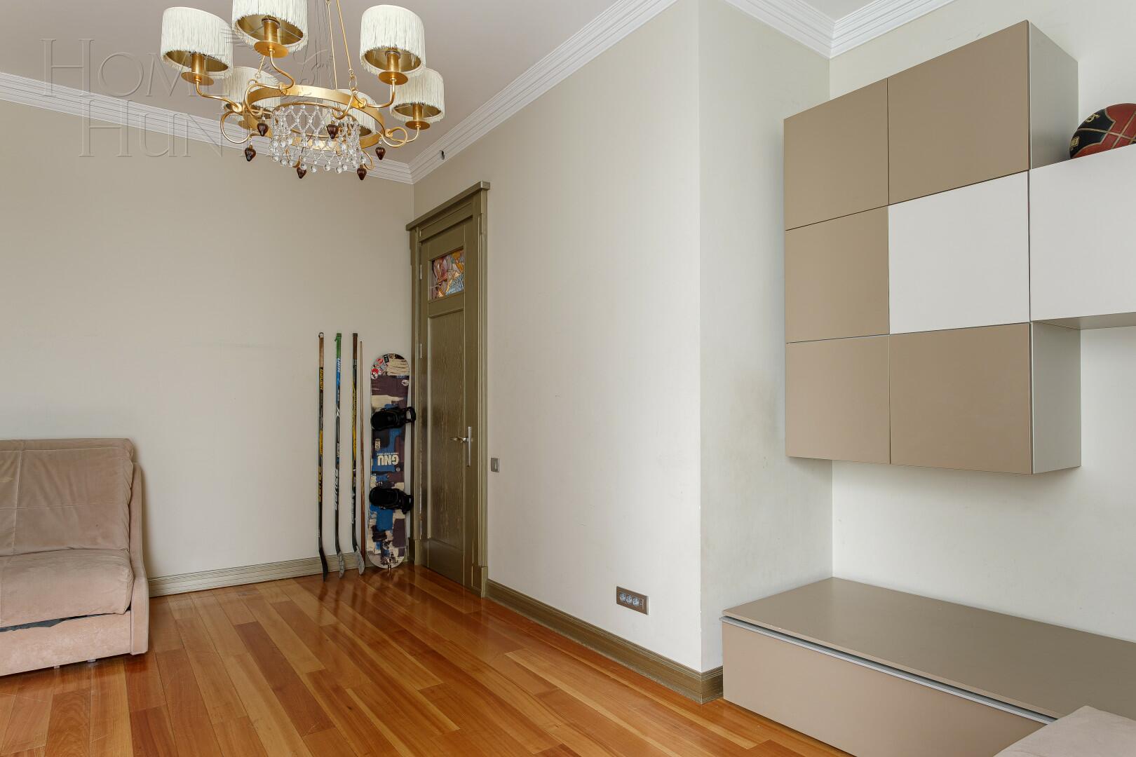 5-КОМН. КВАРТИРА С ОТДЕЛКОЙ 186 М² НА 31 ЭТАЖЕ