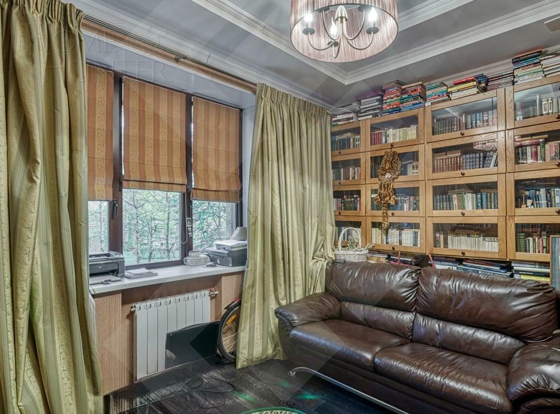 4-КОМН. КВАРТИРА С ОТДЕЛКОЙ 149.7 М² НА 2 ЭТАЖЕ