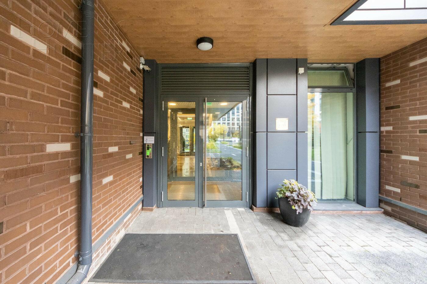 4-КОМН. КВАРТИРА С ОТДЕЛКОЙ 112 М² НА 13 ЭТАЖЕ